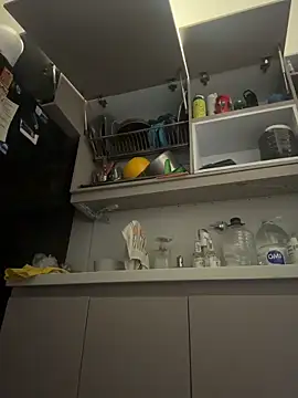 Rizos hot official online show from April 3, 11:38 am