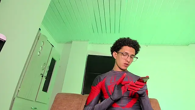 Cj davis  online show from April 5, 3:24 am