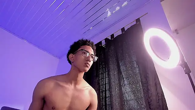 Cj davis  online show from December 19, 7:27 pm