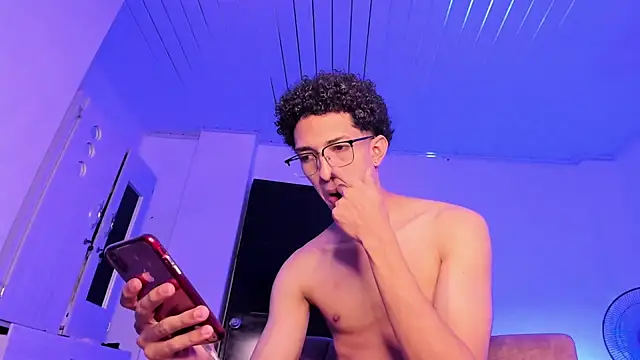 Cj davis  online show from March 27, 3:15 am