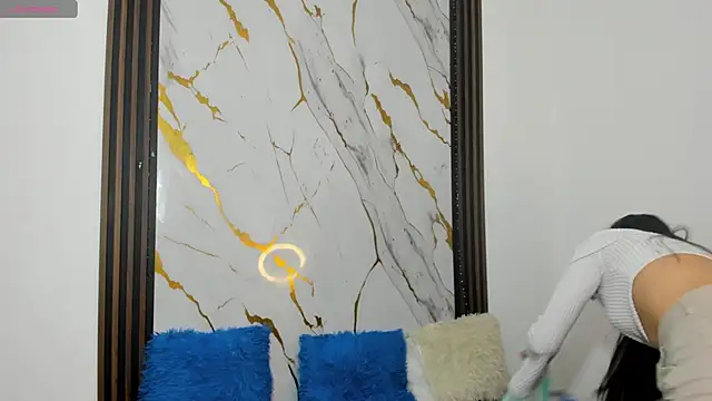 nina vixen online show from November 13, 7:40 pm