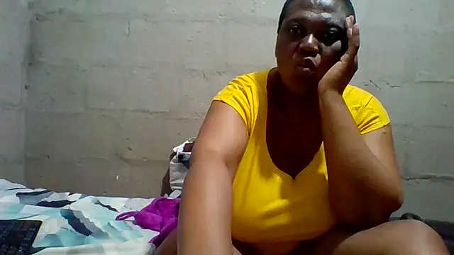 Snapshot of lolla01sweetness chatting on May 24, 7:25 pm lolla01sweetness online show from May 24, 7:25 pm