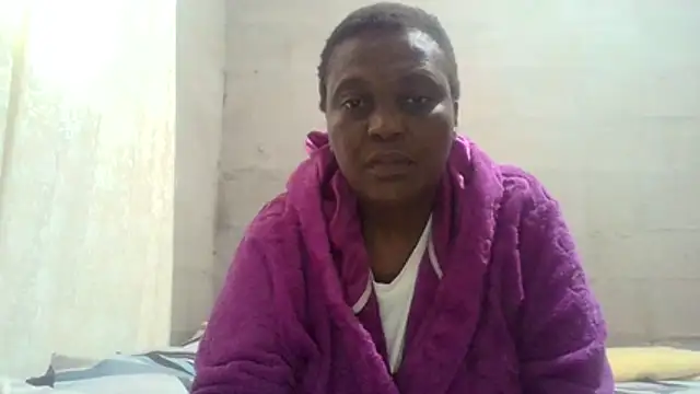 lolla01sweetness online show from December 4, 3:55 pm