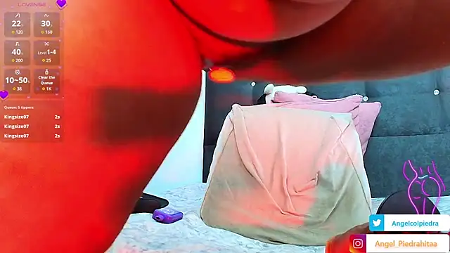 AngelThroatt online show from February 18, 1:36 am