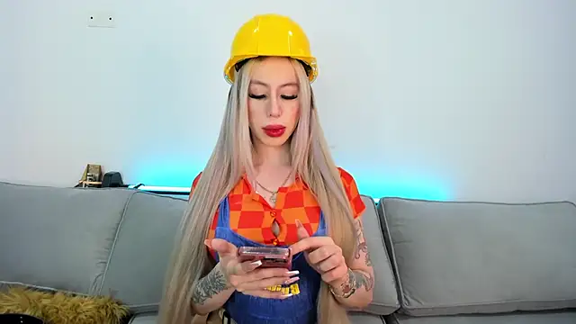 Sweet Soffi online show from October 18, 3:52 am