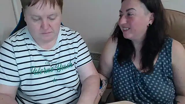 Bertie Adeline online show from November 23, 9:25 pm