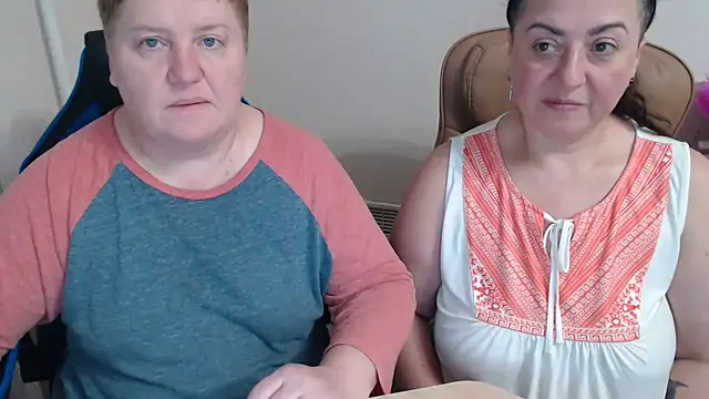 Bertie Adeline online show from November 28, 9:48 pm