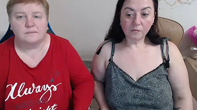 Bertie Adeline online show from December 21, 9:26 pm