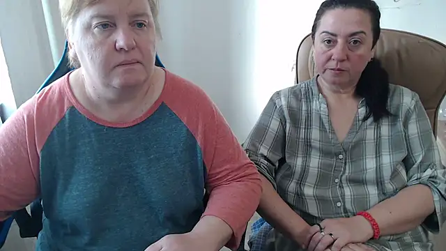 Bertie Adeline online show from November 14, 7:56 am