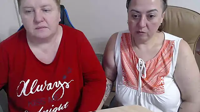 Bertie Adeline online show from November 27, 8:42 pm