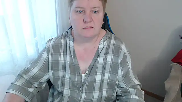 Bertie Adeline online show from November 20, 8:04 am