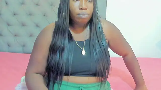 nahiroby ebony online show from May 11, 5:21 pm