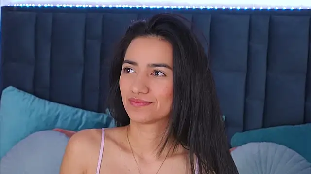 EmilyPrincy online show from January 16, 5:44 am