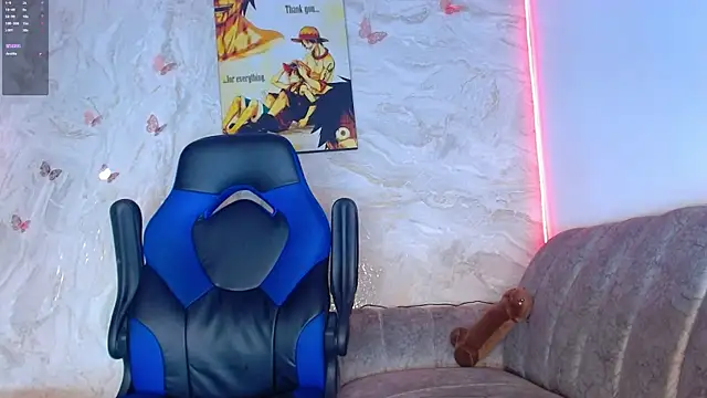 maicoljorda online show from November 18, 1:14 pm