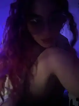 Red kytty6 online show from November 23, 3:38 am