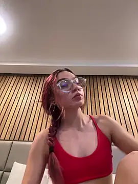 Red kytty6 online show from March 29, 5:53 am