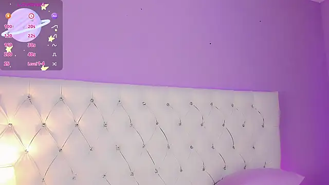 DaniielaV online show from February 13, 1:11 pm