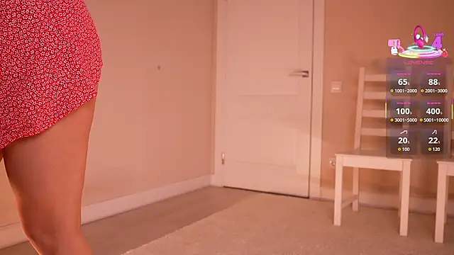 Miablueye online show from March 12, 4:00 pm