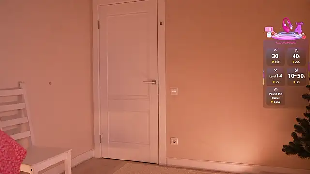 Miablueye online show from March 18, 3:46 pm