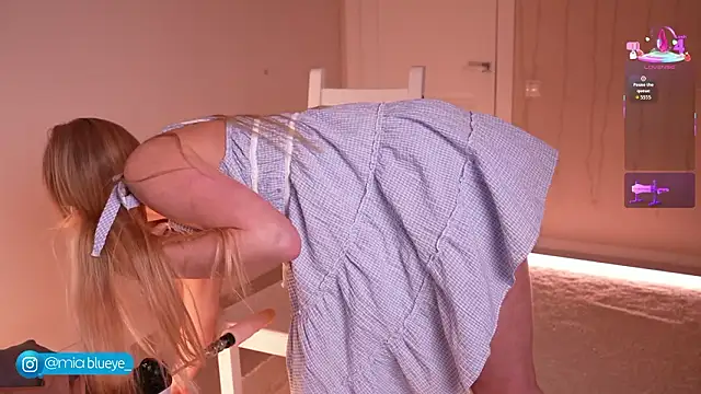 Miablueye online show from February 17, 5:32 pm