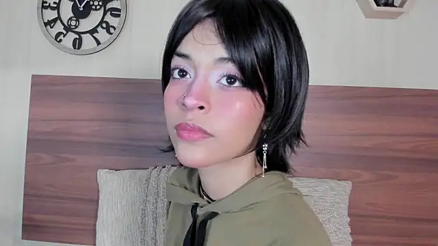 Snapshot of AnnyKitty_ chatting on September 18, 4:04 am AnnyKitty online show from September 18, 4:04 am
