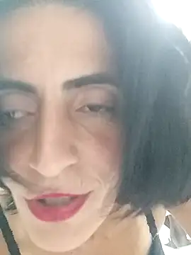 Gecenin Kralicesi online show from October 15, 9:34 pm