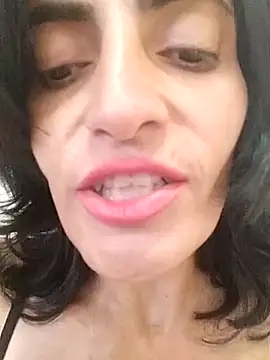 Gecenin Kralicesi online show from September 24, 1:17 pm