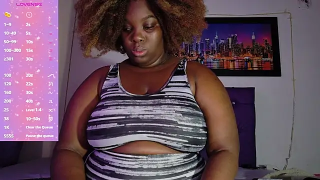 ebony NeighborMoans online show from April 8, 6:09 pm