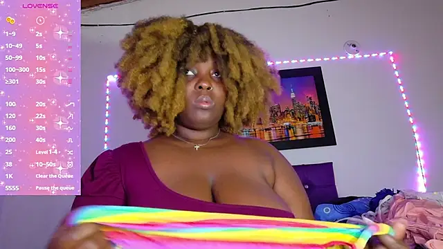 ebony NeighborMoans online show from February 24, 2:23 am