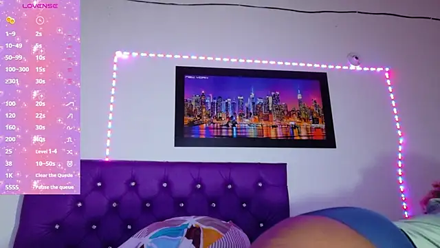 ebony NeighborMoans online show from March 5, 3:25 am