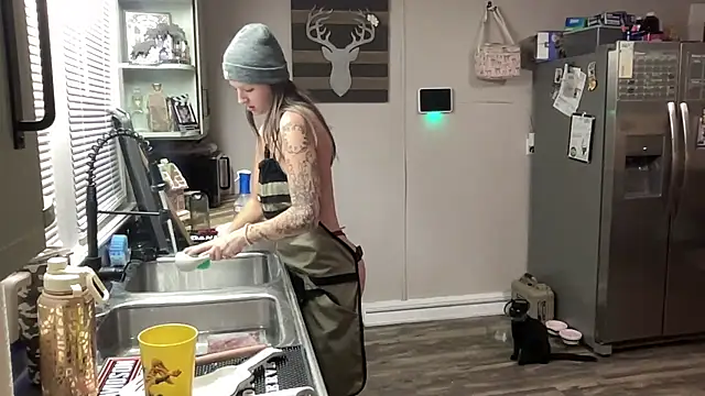 Snapshot of playwithdakota chatting on December 17, 10:15 pm playwithdakota online show from December 17, 10:15 pm