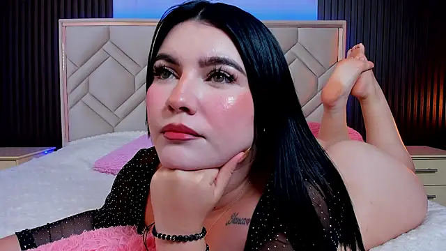 MiaaFarrel online show from January 9, 7:21 pm