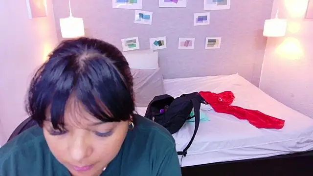 Snapshot of fat_naughtyass chatting on May 27, 1:18 pm fat naughtyass online show from May 27, 1:18 pm