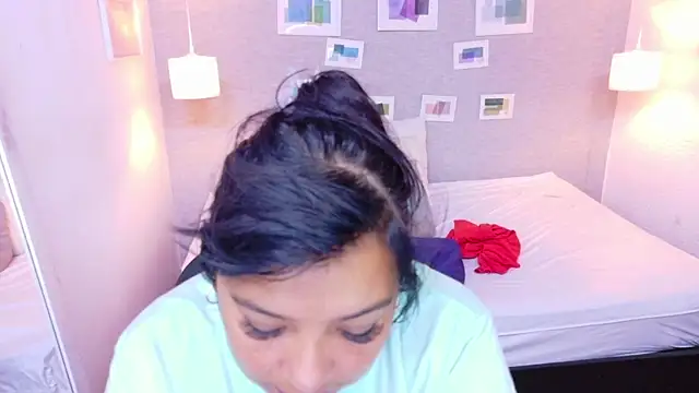 Snapshot of fat_naughtyass chatting on June 8, 11:44 am fat naughtyass online show from June 8, 11:44 am