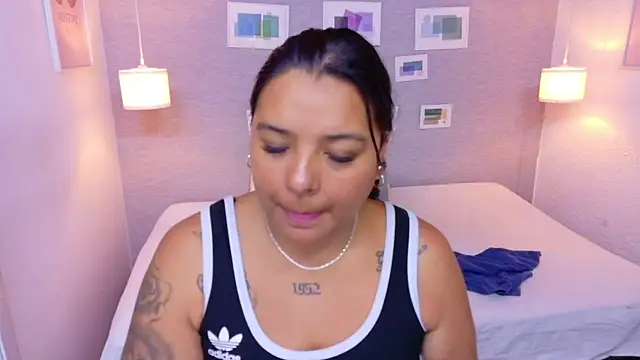 fat naughtyass online show from April 20, 1:35 pm