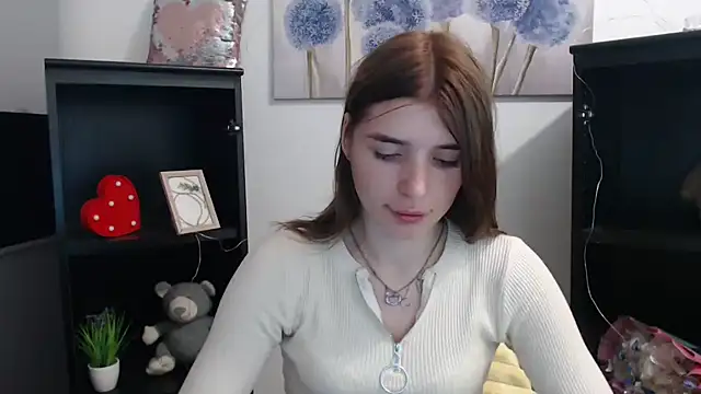 JuiceLips   online show from October 27, 3:57 pm