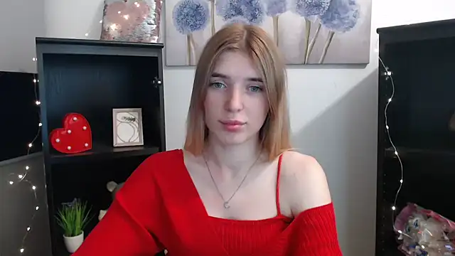 JuiceLips   online show from November 18, 3:37 pm