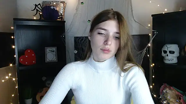 JuiceLips   online show from November 6, 1:48 pm