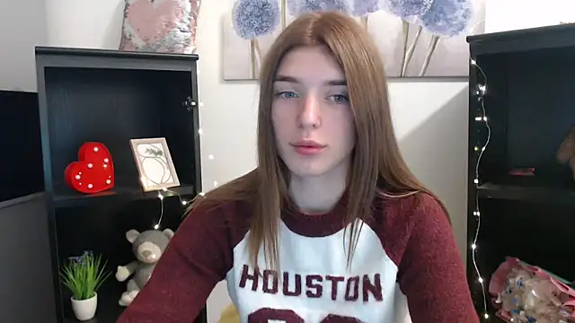 JuiceLips   online show from October 22, 12:59 pm