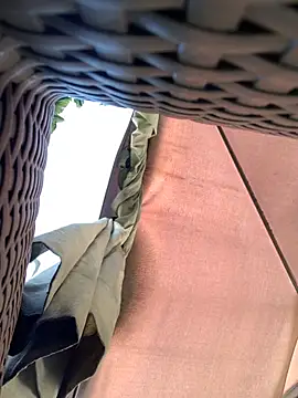 KloePink  online show from November 12, 12:20 pm