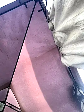 KloePink  online show from November 29, 12:05 pm