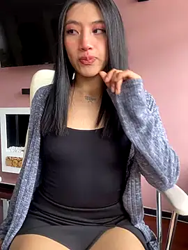 KloePink  online show from September 9, 2:59 pm