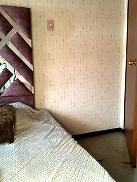 KloePink  online show from November 18, 2:53 pm