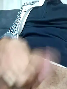 Snapshot of fearleass chatting on November 21, 7:24 pm fearleass online show from November 21, 7:24 pm