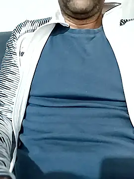 Snapshot of fearleass chatting on November 11, 9:09 pm fearleass online show from November 11, 9:09 pm