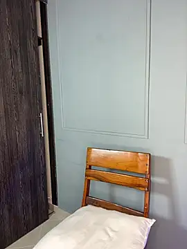 Zafira Montiel online show from March 4, 6:54 am