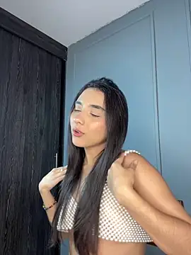 Snapshot of Zafira_Montiel chatting on February 15, 9:58 pm Zafira Montiel online show from February 15, 9:58 pm