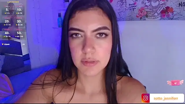 jennifer Scot online show from May 3, 1:58 pm