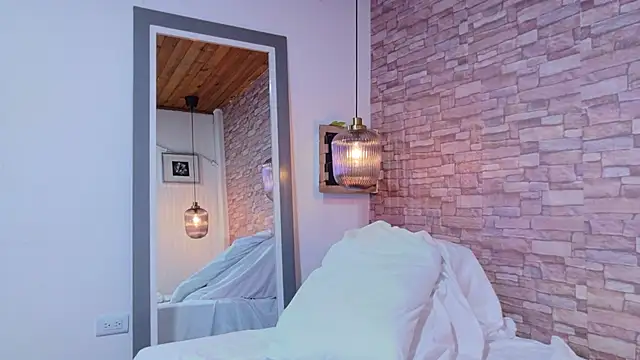 Martina thompson69 online show from February 5, 4:14 pm