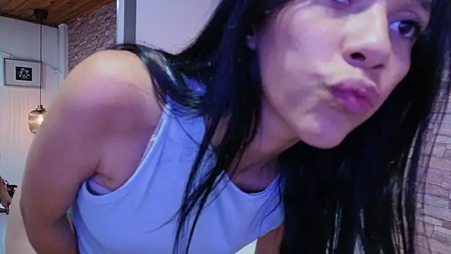 Martina thompson69 online show from February 11, 4:18 pm